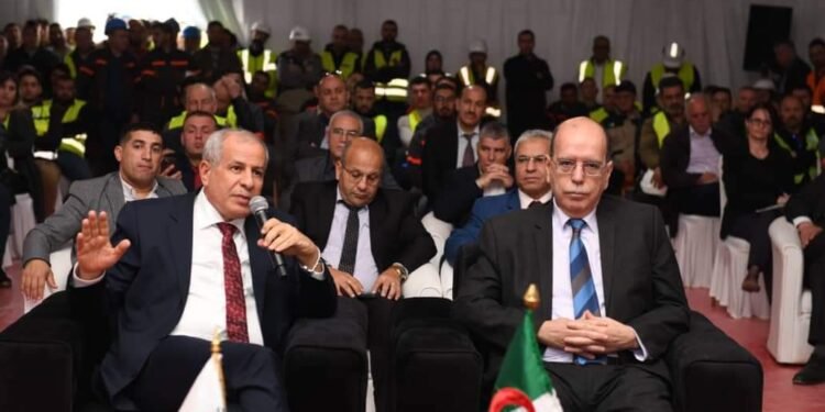 سوناطراك_معاينة منشآت المجمع بولاية بجاية