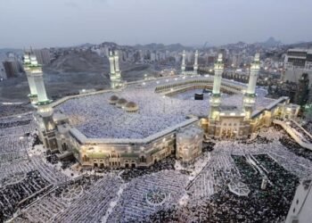 الحرم المكي: تحفة معمارية عملاقة تحمل تاريخ العظمة